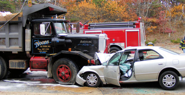 Cars vs Trucks - Car / Truck Accident