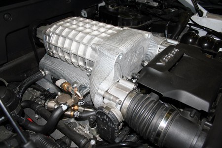 VF-R8-supercharger-1.jpg